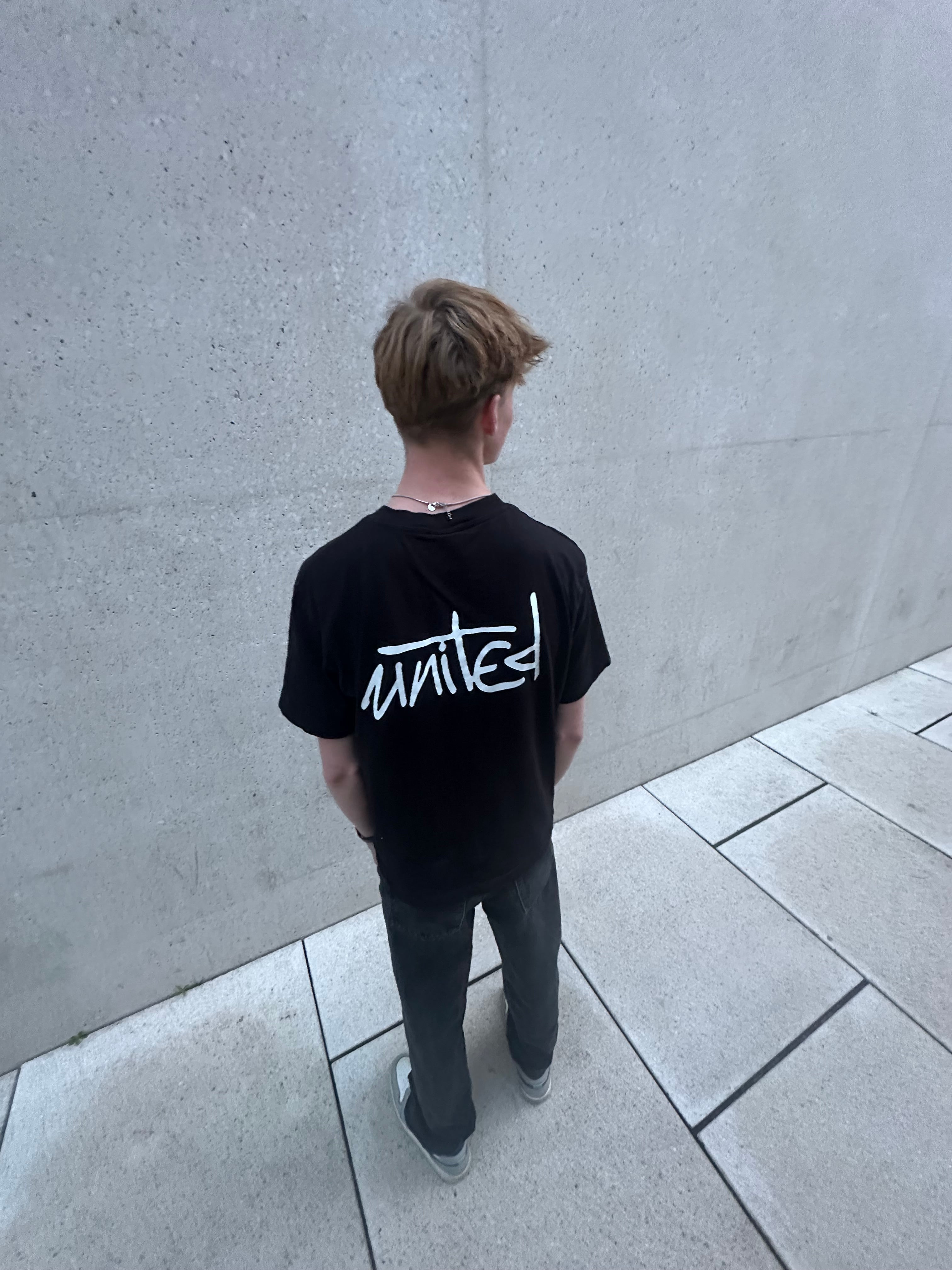 "UNITED FLAMES" T-Shirt