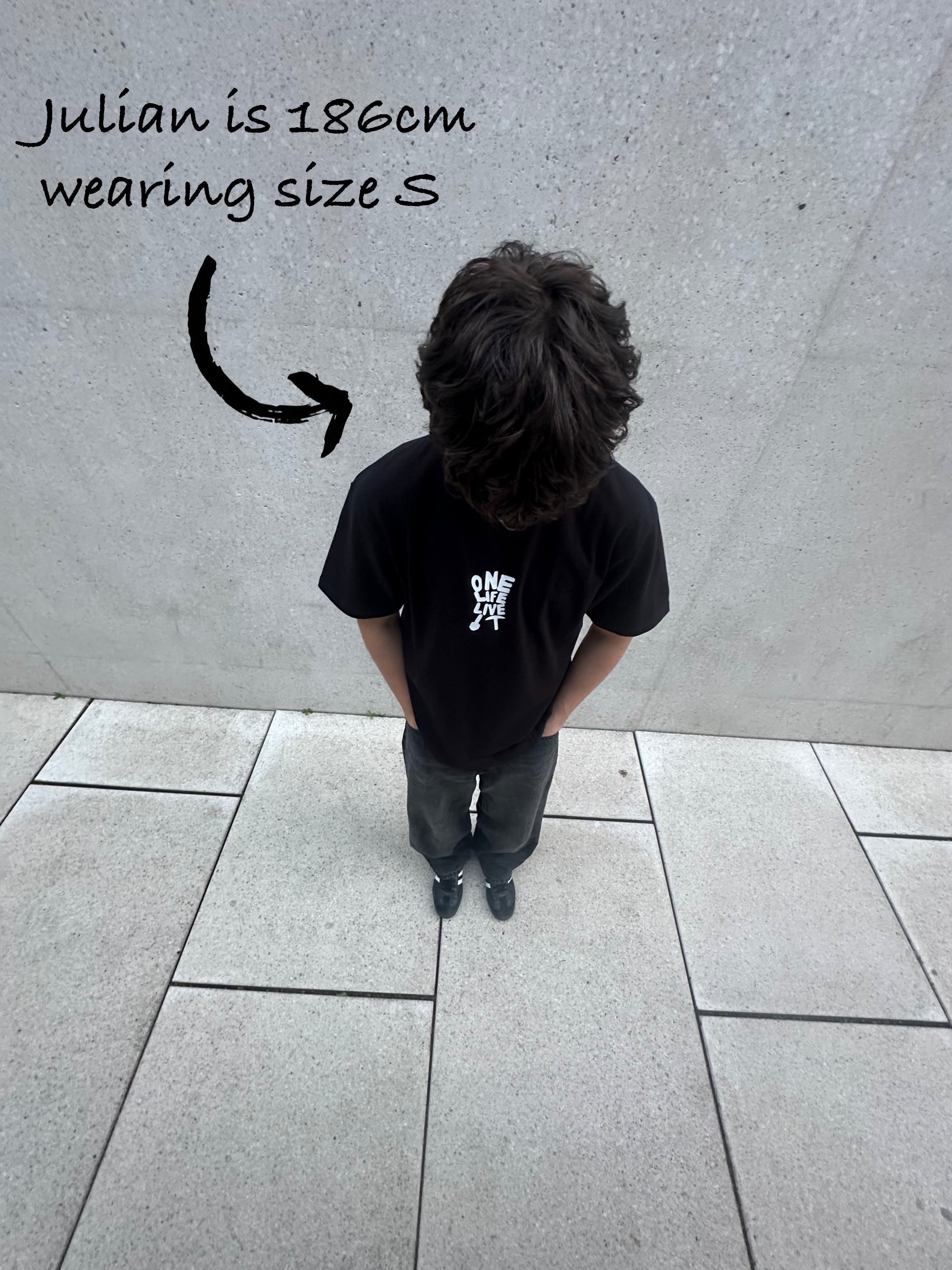 "ONE LIFE LIVE IT" T-Shirt